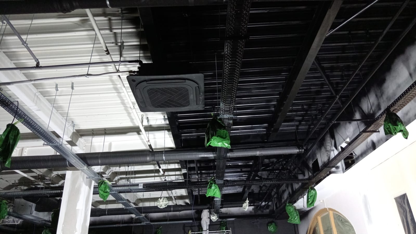 Vopsea Termospumantă - Foto 10